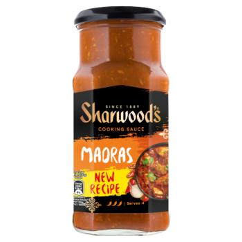 Sharwood's Madras Hot Curry Sauce 420g - UK Food & Drink - 5000197156936