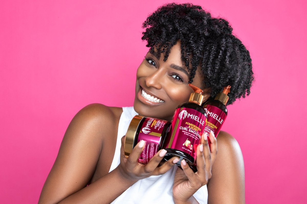 Mielle EU Label Pomegranate & Honey Curl Smoothie