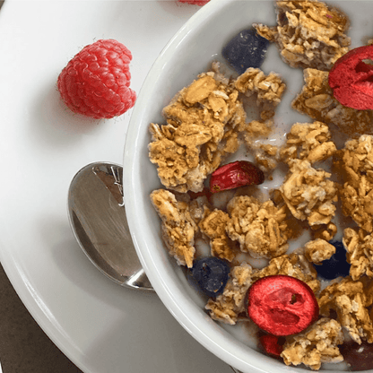 Kellogg's Special K Crunchy Oat Granola Mixed Berries 350g - UK Food & Drink - 5059319016450