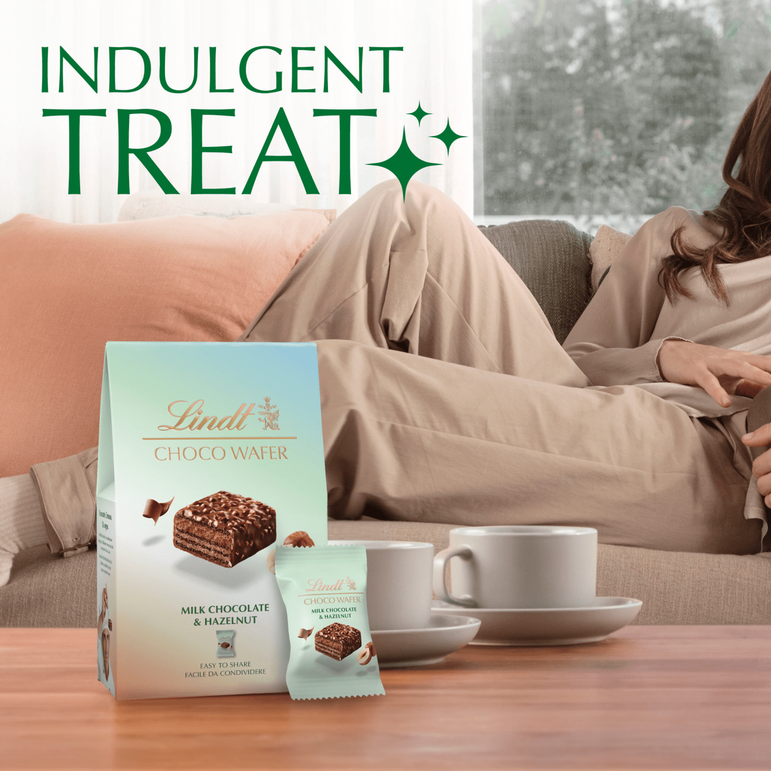 Lindt Choco Wafer Milk Chocolate & Hazelnut Sharing Box 135g - UK Food & Drink - 8003340806600