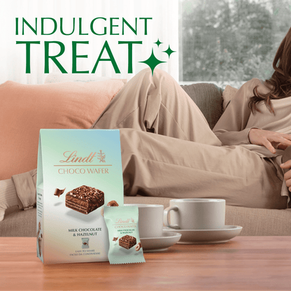 Lindt Choco Wafer Milk Chocolate & Hazelnut Sharing Box 135g - UK Food & Drink - 8003340806600