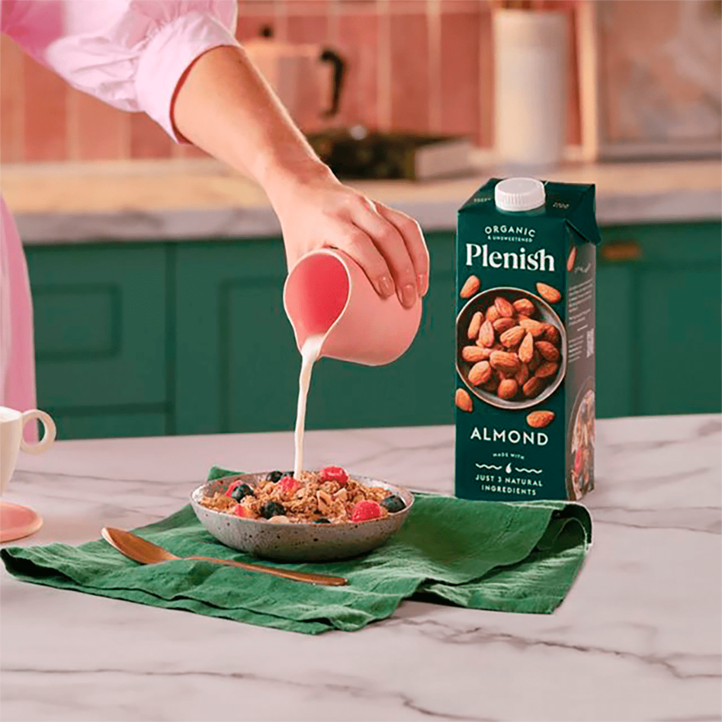Plenish Organic Almond 1L - UK Food & Drink - 5060362071594