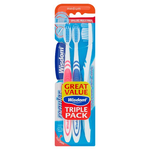 Wisdom Regular Plus Toothbrushes Medium Triple Pack