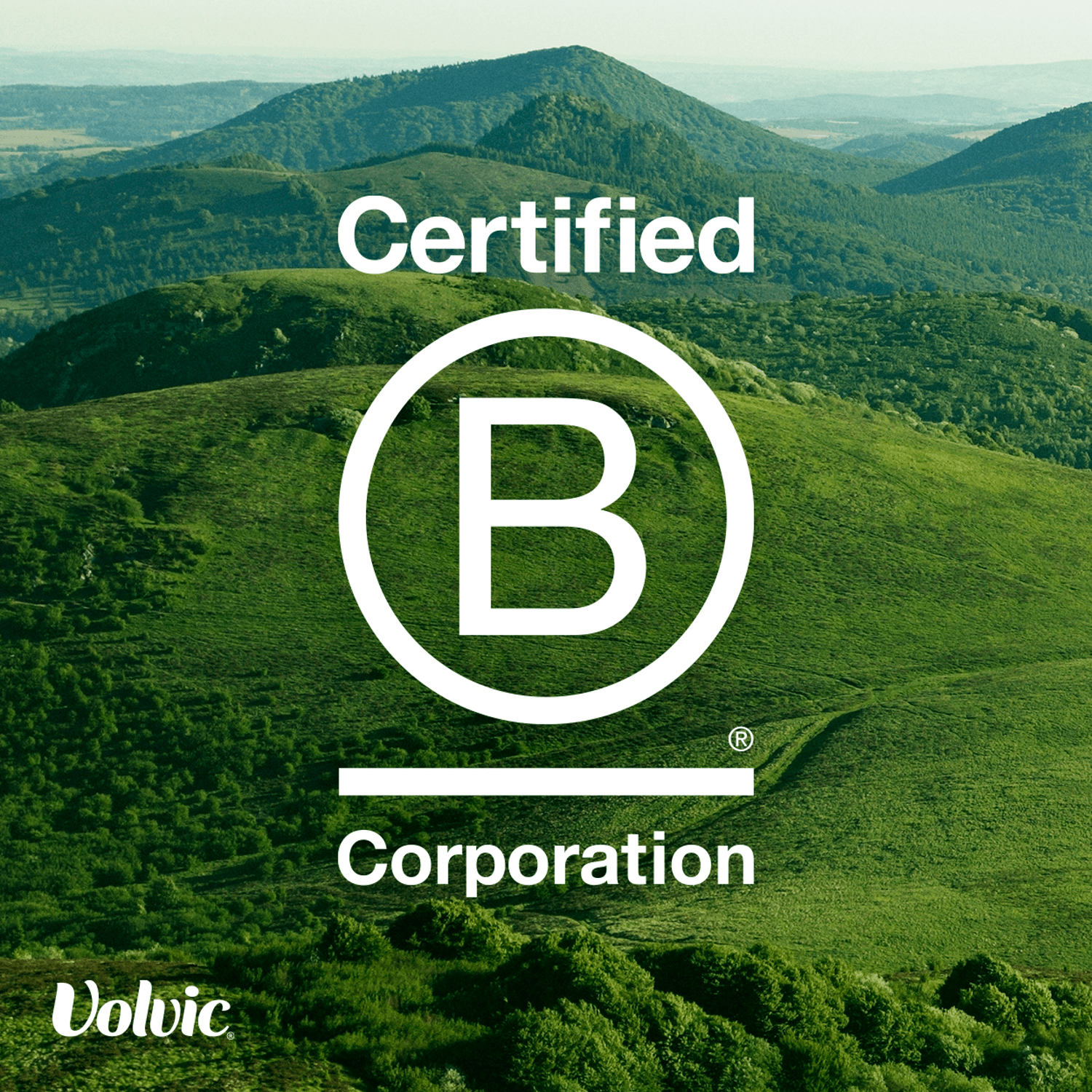 Volvic Touch of Summer Fruits 750ml - UK Food & Drink - 3057640578113